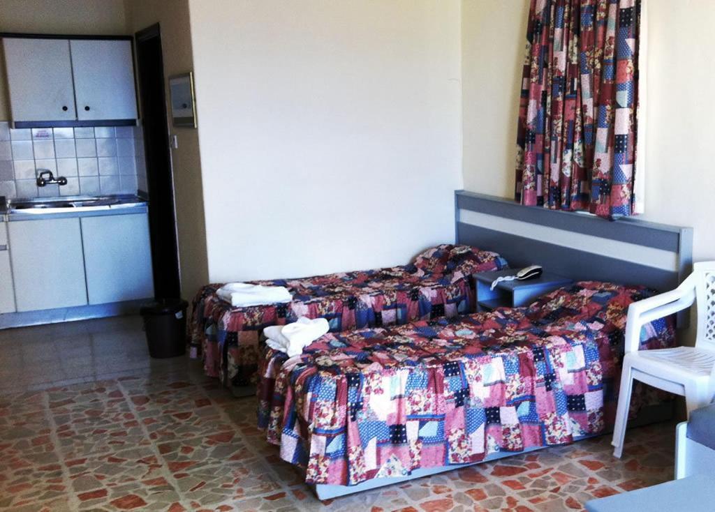 Clover Holiday Complex Qawra Room photo