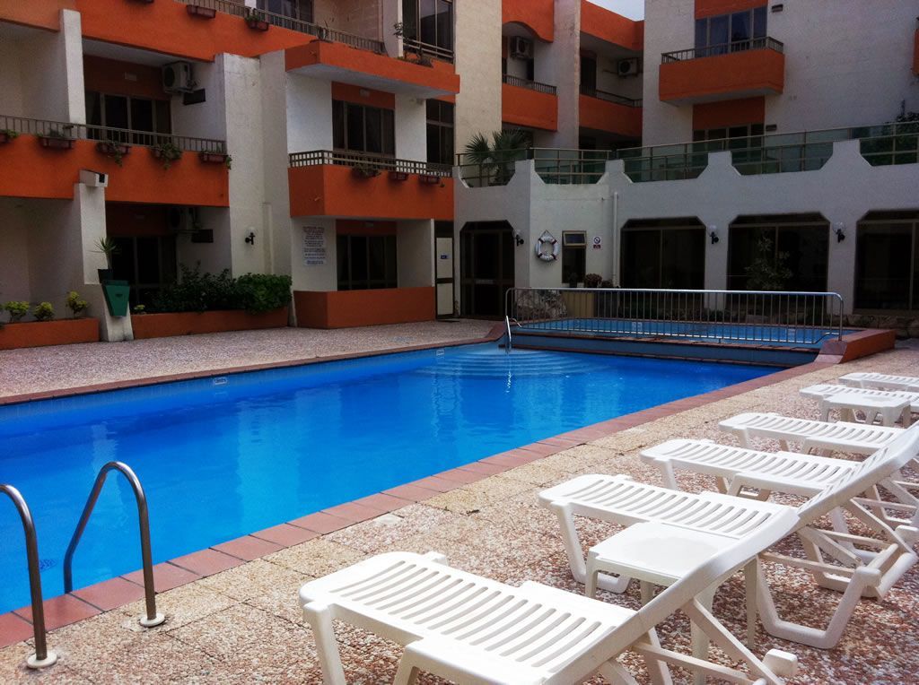 Clover Holiday Complex Qawra Exterior photo